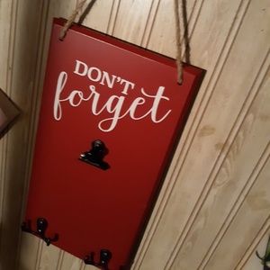 "Don't Forget" Reminder Board
